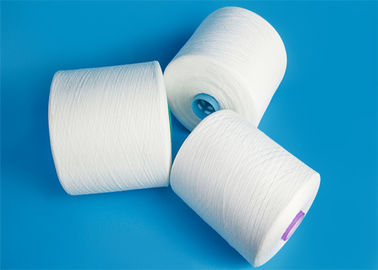 Het plastic Garen van de Kegeltfo Gesponnen Polyester, het Gerecycleerde Naaiende Garen van de Polyesterkleding