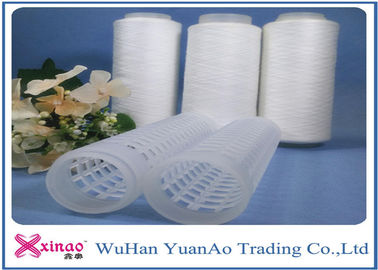 China De Polyestergaren 40/2 van de douane Ruw Wit Hoog Hardnekkigheid 100% Polyester Naaiende Draden leverancier