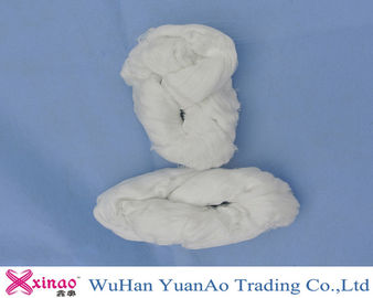 China Ruw Wit Virgin 100% spon Polyestergaren voor het Maken van Kledingstukken/Handschoen/GLB leverancier