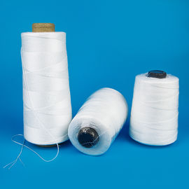 Ruwe Witte 100%-Polyesterdraad voor het Watteren/het Naaien Rimpelweerstand